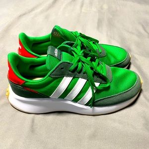 Adidas sneakers- worn 2x